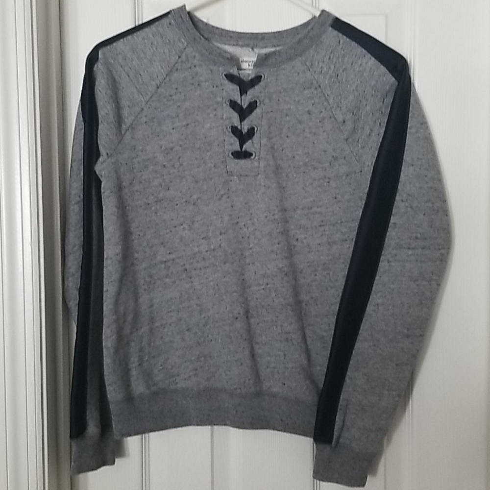 Girls Abercrombie grey sweatshirt